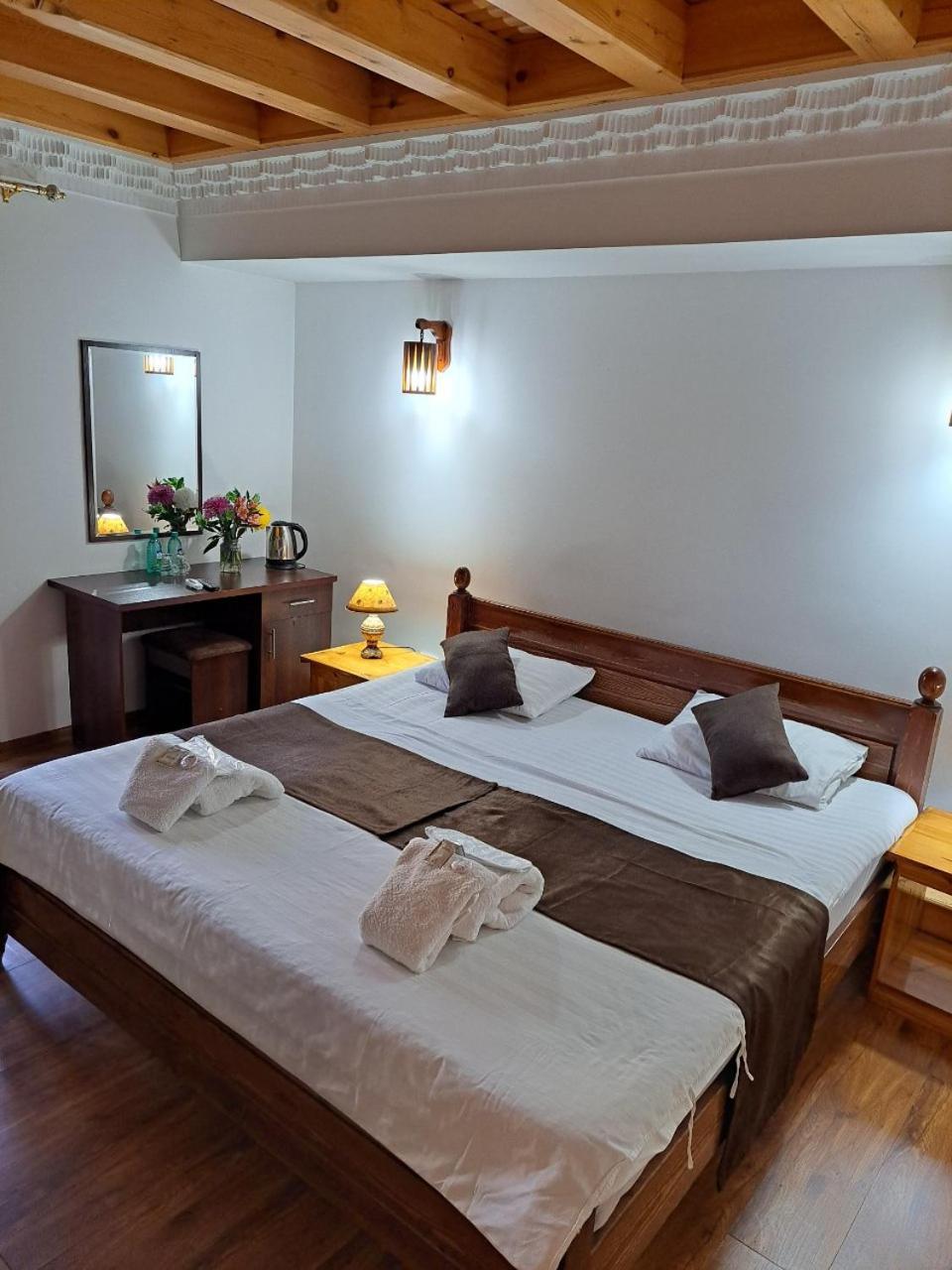 Hotel Golden Minaret With Restaurant Buchara Exterior foto